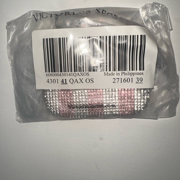 Victoria’s Secret Pink & Silver Rhinestone Coin Pouch Keychain NWT - Picture 2 of 3